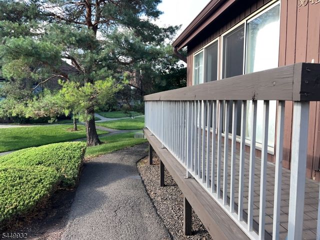 3842 Bloomingdale Dr, Hillsborough Twp., NJ 08844