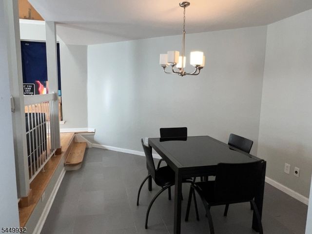 3842 Bloomingdale Dr, Hillsborough Twp., NJ 08844