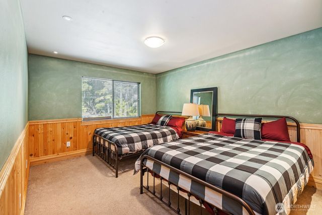 251 Kachess River Road, Easton, WA 98925