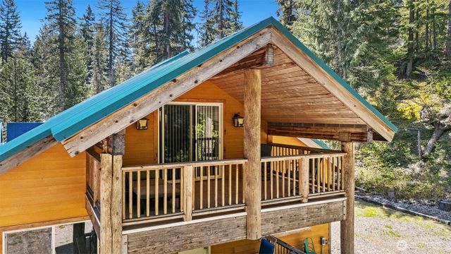 251 Kachess River Road, Easton, WA 98925