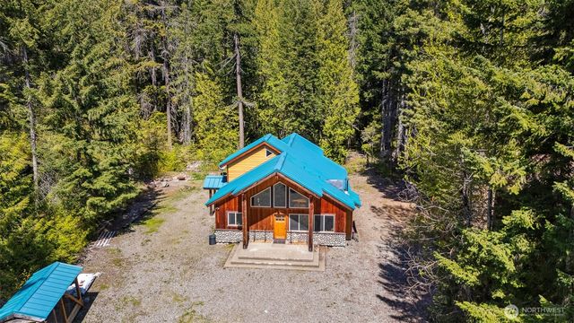 251 Kachess River Road, Easton, WA 98925