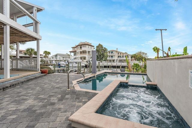 517 Osceola Drive, Destin, FL 32541