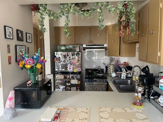 5310 N CHESTER Avenue 209, Chicago, IL 60656