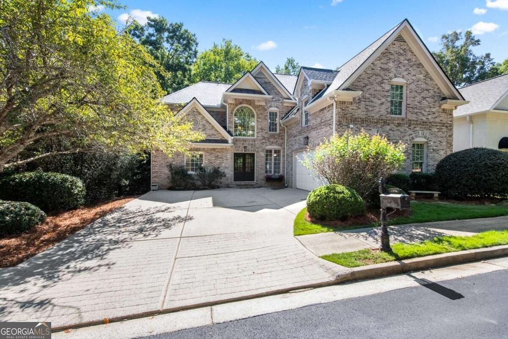 2045 River Falls Drive, Roswell, GA 30076 — exterior
