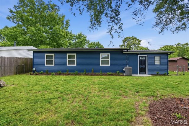 2133 Bern Avenue, Granite City, IL 62040