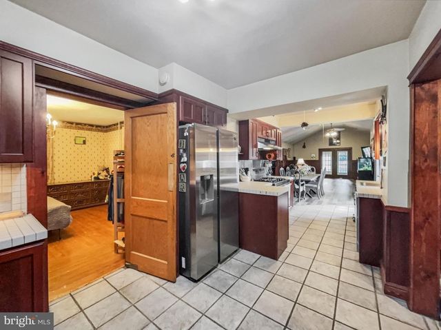 4125 W MARKET ST, York, PA 17408