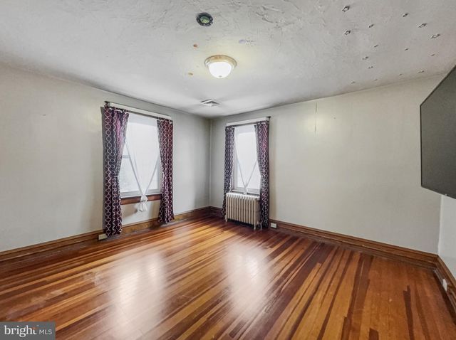 4125 W MARKET ST, York, PA 17408