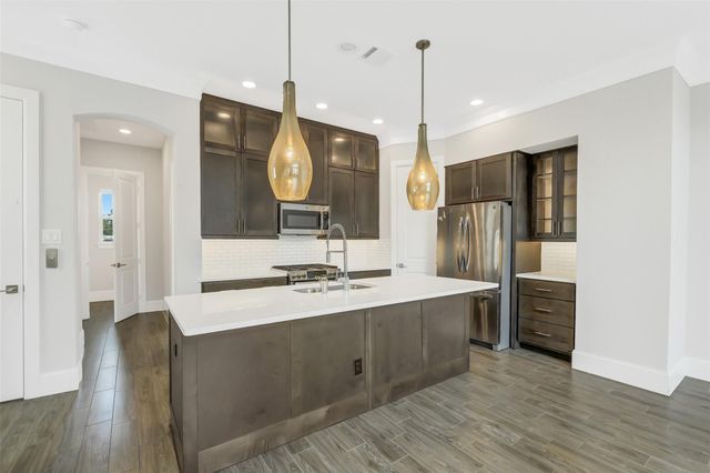 8336 Ginger Oak Street, Houston, TX 77055