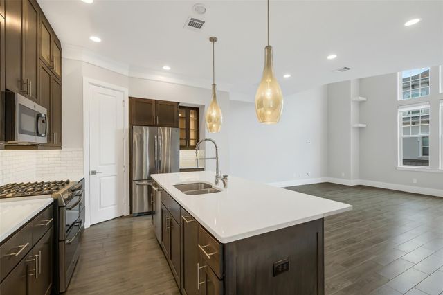 8336 Ginger Oak Street, Houston, TX 77055