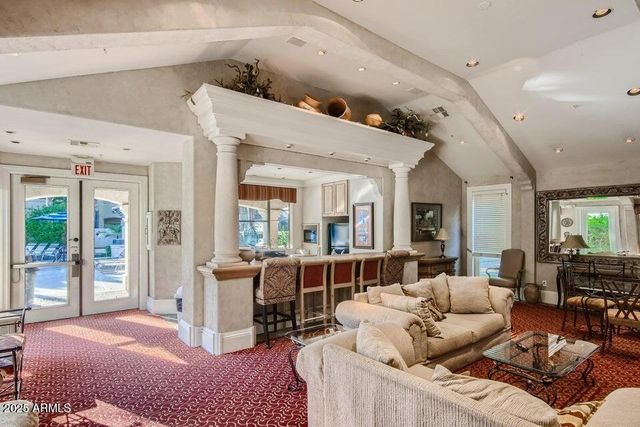 15095 N THOMPSON PEAK Parkway 1095, Scottsdale, AZ 85260