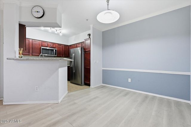 15095 N THOMPSON PEAK Parkway 1095, Scottsdale, AZ 85260