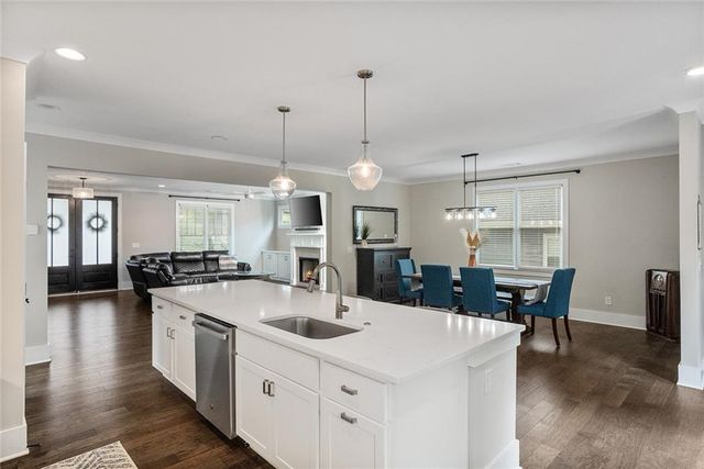 518 Oak Drive, Atlanta, GA 30354