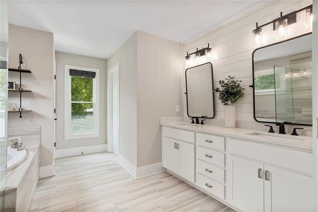 518 Oak Drive, Atlanta, GA 30354