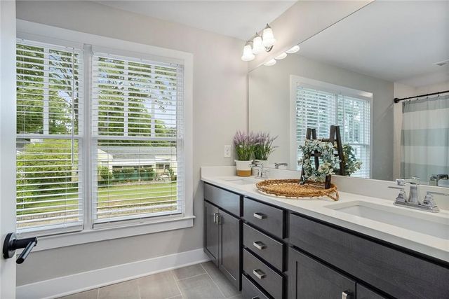 518 Oak Drive, Atlanta, GA 30354