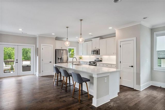 518 Oak Drive, Atlanta, GA 30354
