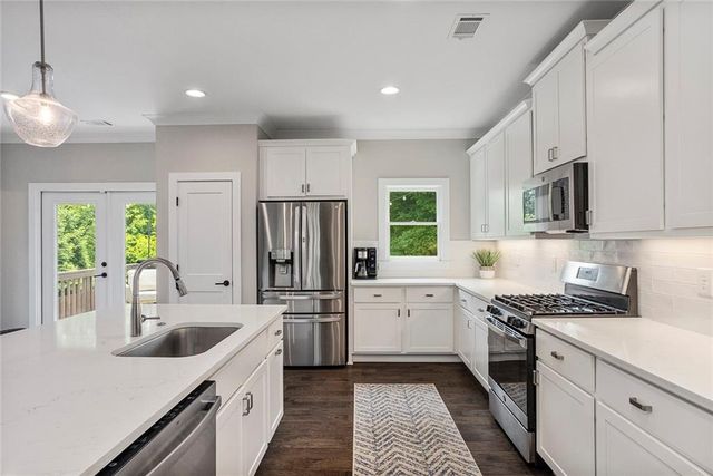 518 Oak Drive, Atlanta, GA 30354