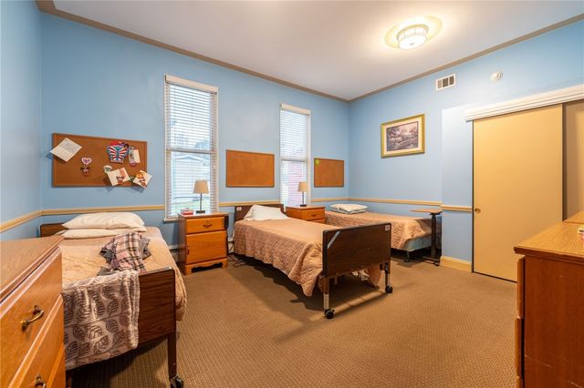 200 Caldwell Ave, Wilmerding, PA 15148