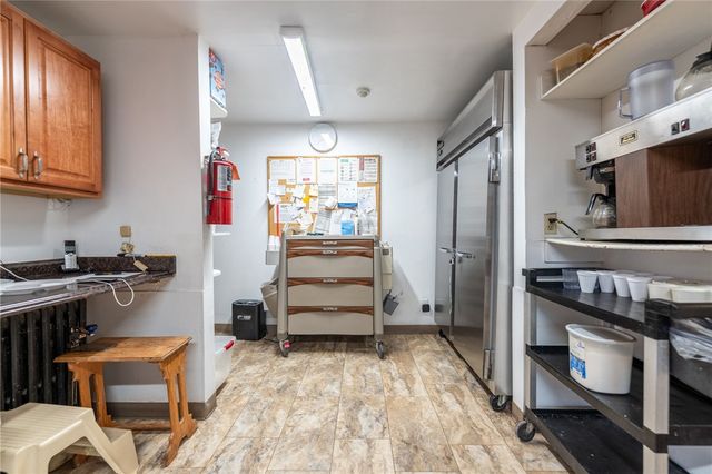 200 Caldwell Ave, Wilmerding, PA 15148