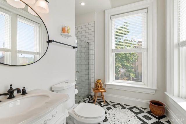 2518 May Street, Cincinnati, OH 45206