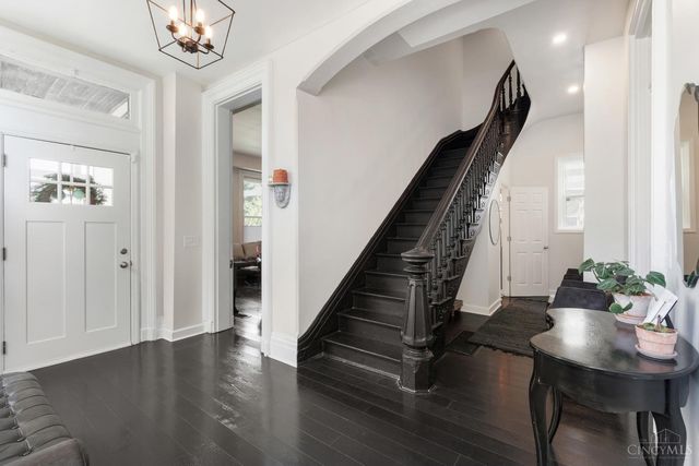 2518 May Street, Cincinnati, OH 45206