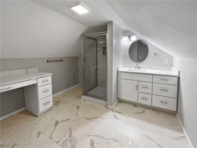 8414 York Road, North Royalton, OH 44133