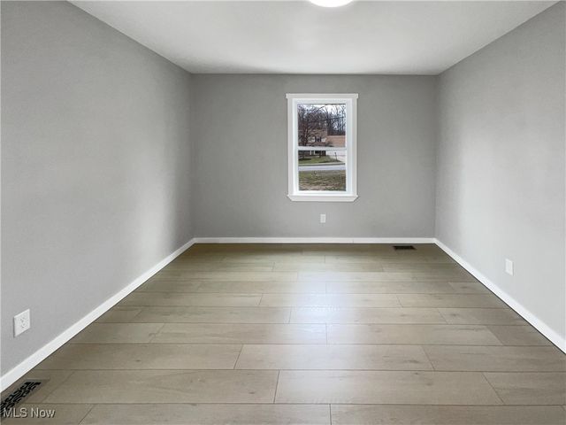 8414 York Road, North Royalton, OH 44133