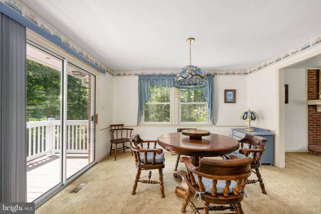 279 HARBOR DR, Reedville, VA 22539