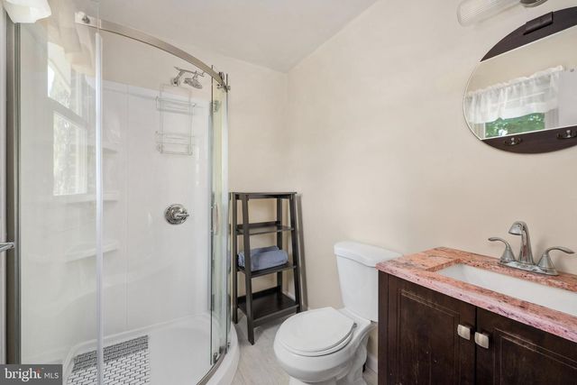 279 HARBOR DR, Reedville, VA 22539