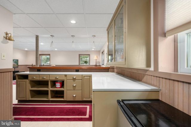 279 HARBOR DR, Reedville, VA 22539
