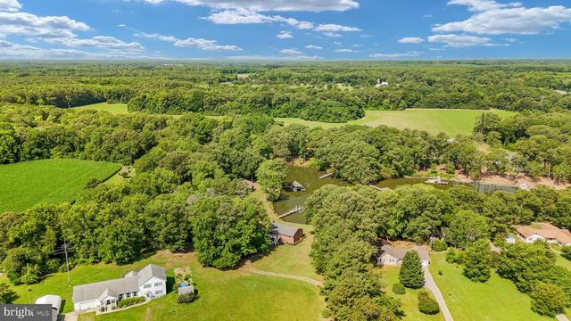 279 HARBOR DR, Reedville, VA 22539