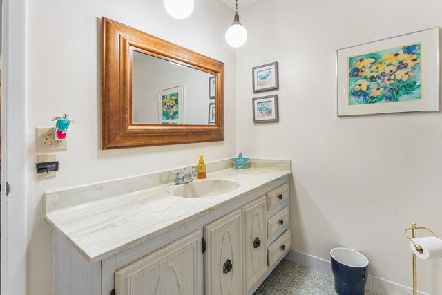 852 Salem Lane, Lake Worth, FL 33467