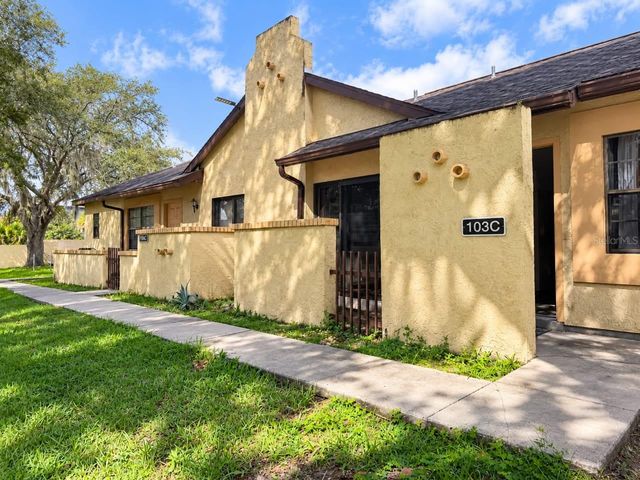 60 PINE TRACK 103C, Ocala, FL 34472
