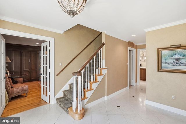 13004 N COMMONS WAY, Rockville, MD 20854