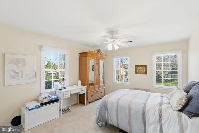 13004 N COMMONS WAY, Rockville, MD 20854