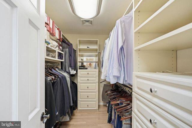 13004 N COMMONS WAY, Rockville, MD 20854