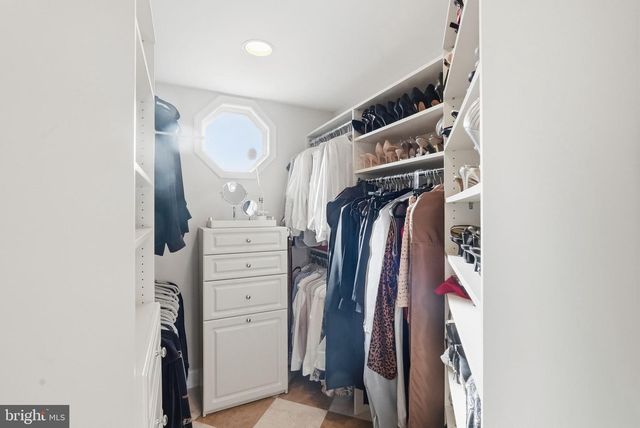 13004 N COMMONS WAY, Rockville, MD 20854