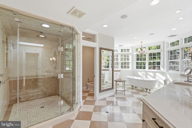 13004 N COMMONS WAY, Rockville, MD 20854