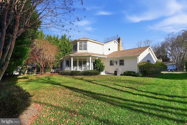 13004 N COMMONS WAY, Rockville, MD 20854