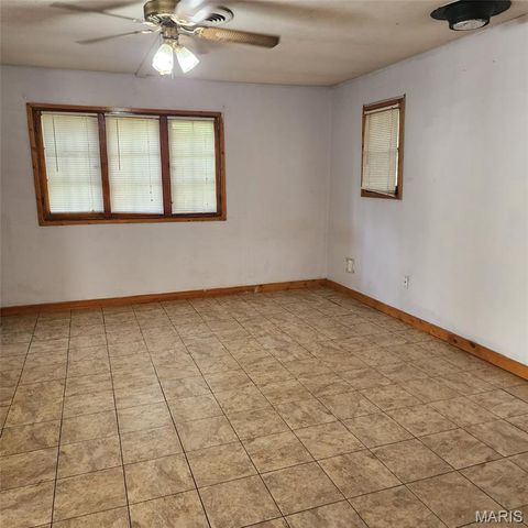8434 Lake Drive, Cedar Hill, MO 63016