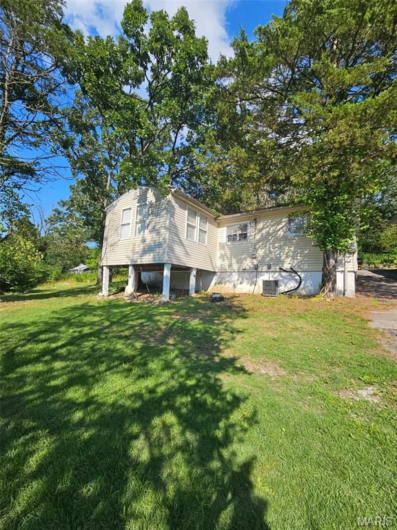 8434 Lake Drive, Cedar Hill, MO 63016