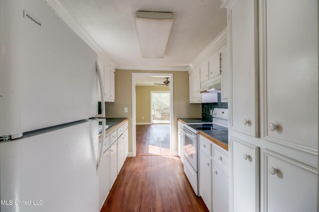 20307 Road 326, Long Beach, MS 39560