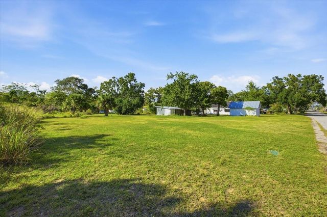 742 HIBISCUS AVENUE, Lake Wales, FL 33853