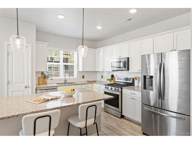 16393 Hay Barn Hts, Monument, CO 80132