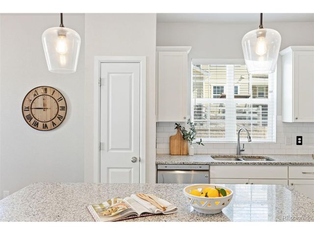 16393 Hay Barn Hts, Monument, CO 80132