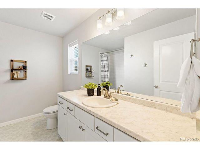 16393 Hay Barn Hts, Monument, CO 80132