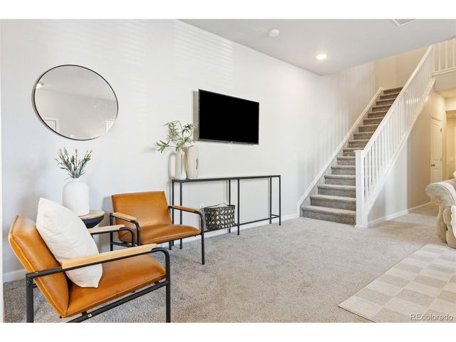 16393 Hay Barn Hts, Monument, CO 80132