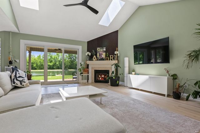3511 Keystone Hills Drive, Evansville, IN 47711