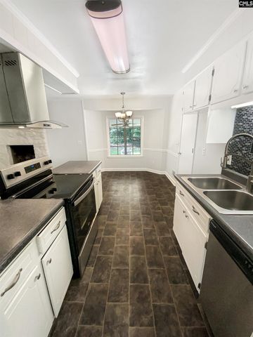 120 Thackeray Lane, Lexington, SC 29073