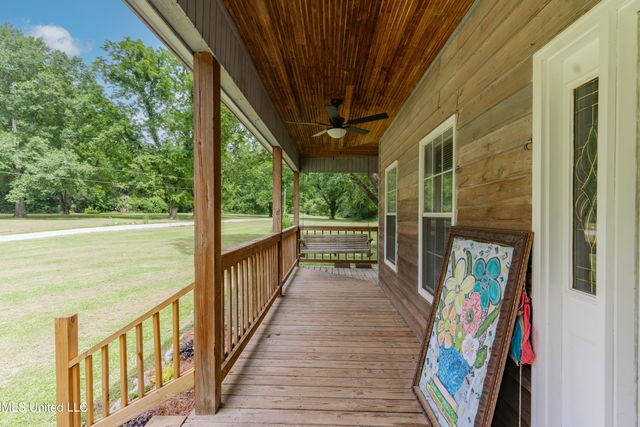 1269 Pecan Orchard Drive, Bolton, MS 39041