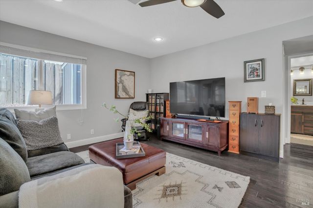 249 Baker St, Benicia, CA 94510